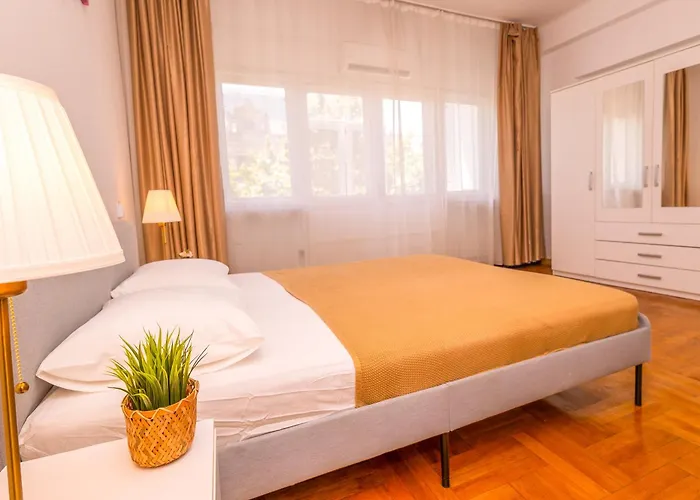 Vantage Historic Center *