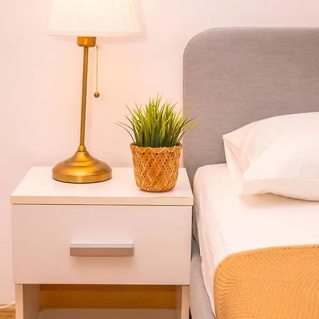 Vantage Historic Center *